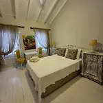 Simira B&B Alacati