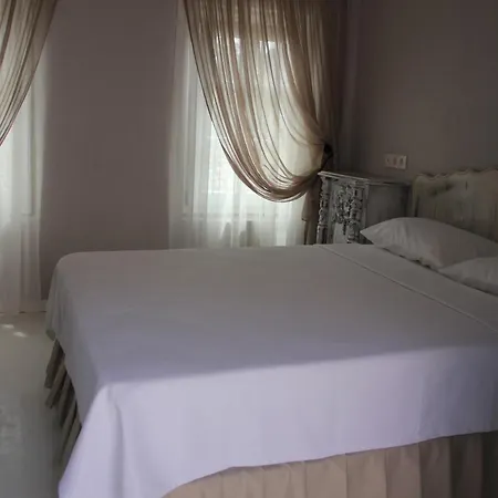 Bed & Breakfast Simira 4*