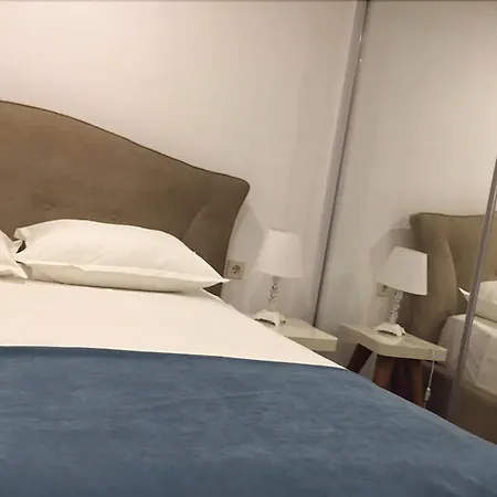 ベッド・アンド・ブレックファスト Simira アラカティ