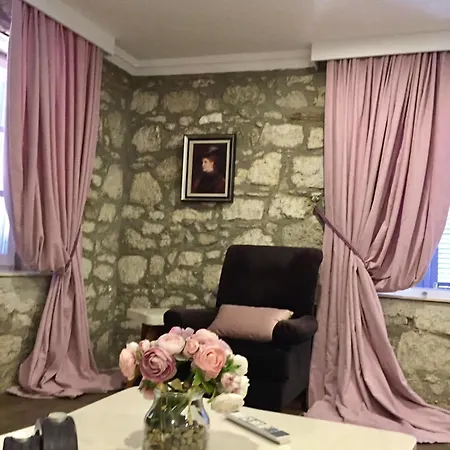 ベッド・アンド・ブレックファスト Simira 4*