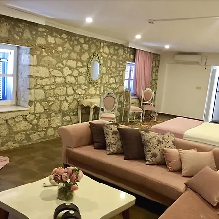 Simira ベッド・アンド・ブレックファスト