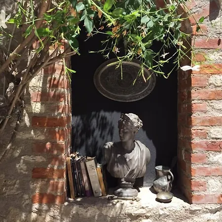 Bed & Breakfast Simira Alaçatı